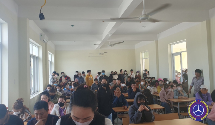 Tuyển sinh học lái xe hang B2, C đối tượng Bộ đội xuẩt ngũ năm 2024